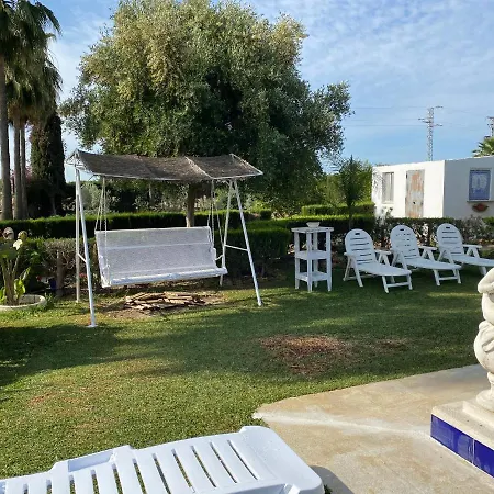 Con Piscina En Sevilla En Palacios Y Villafranca Holiday home Los Palacios Y Villafranca