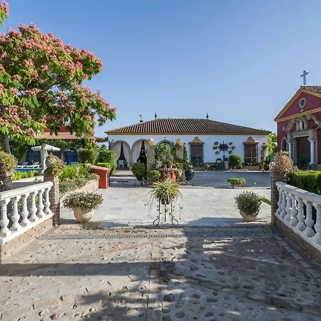 Con Piscina En Sevilla En Palacios Y Villafranca Holiday home *
